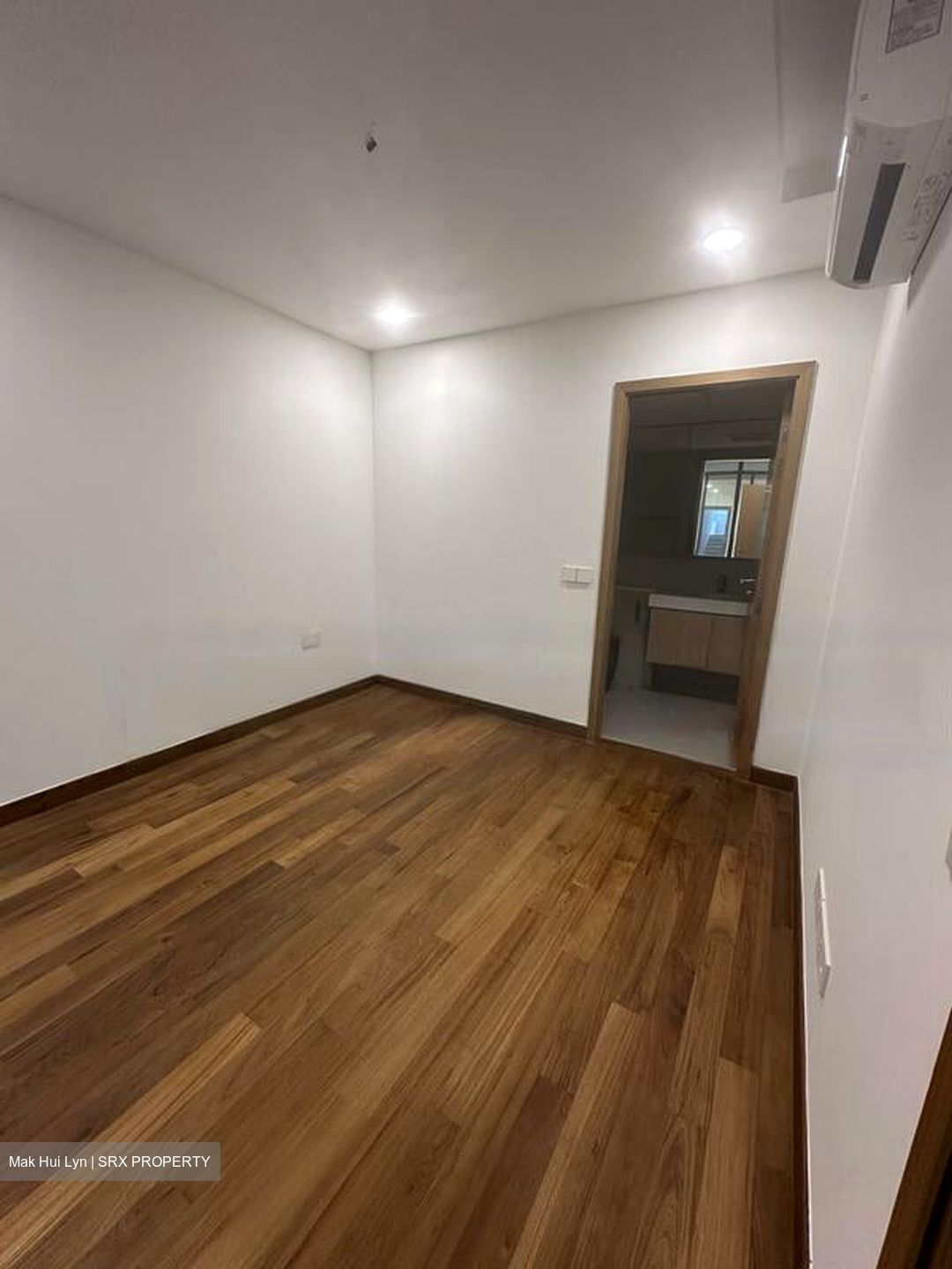 Chai Chee Road (D16), Terrace #486472231